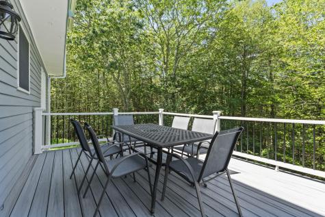 20 Sparrow Lane York ME 03909