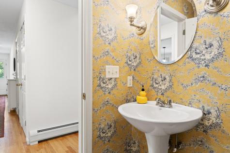 20 Sparrow Lane York ME 03909