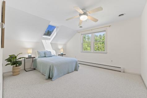 20 Sparrow Lane York ME 03909