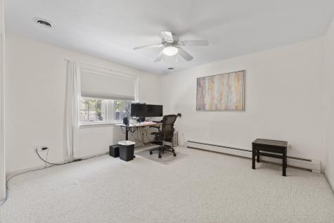 20 Sparrow Lane York ME 03909