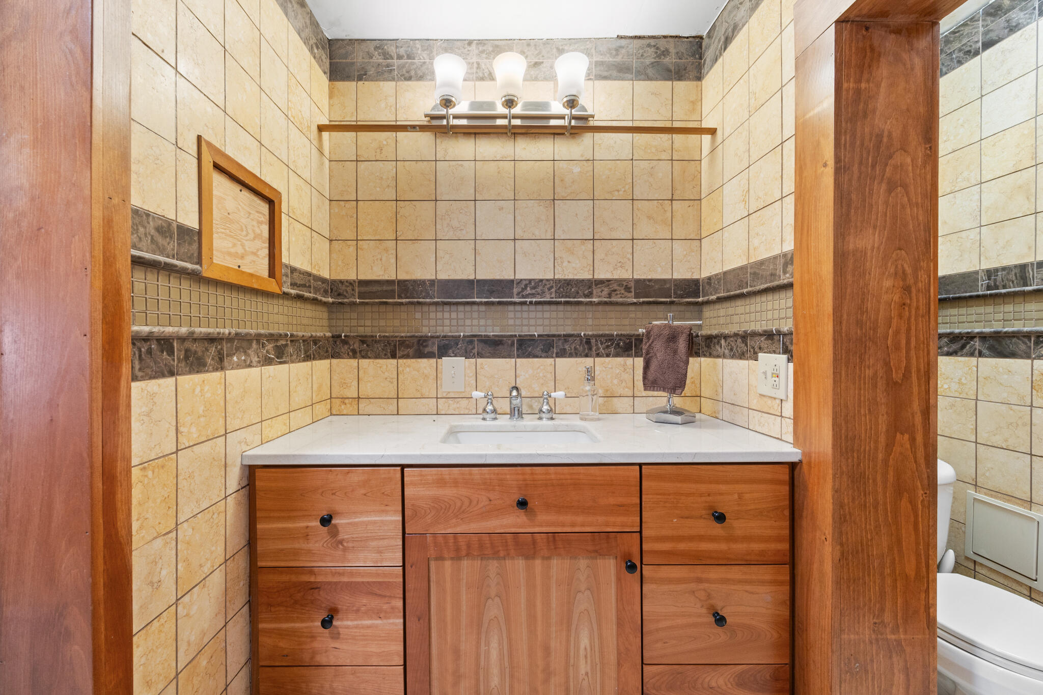 329 Main Road Bradford ME 04410