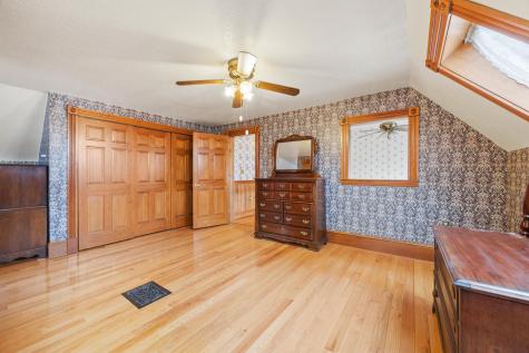 329 Main Road Bradford ME 04410