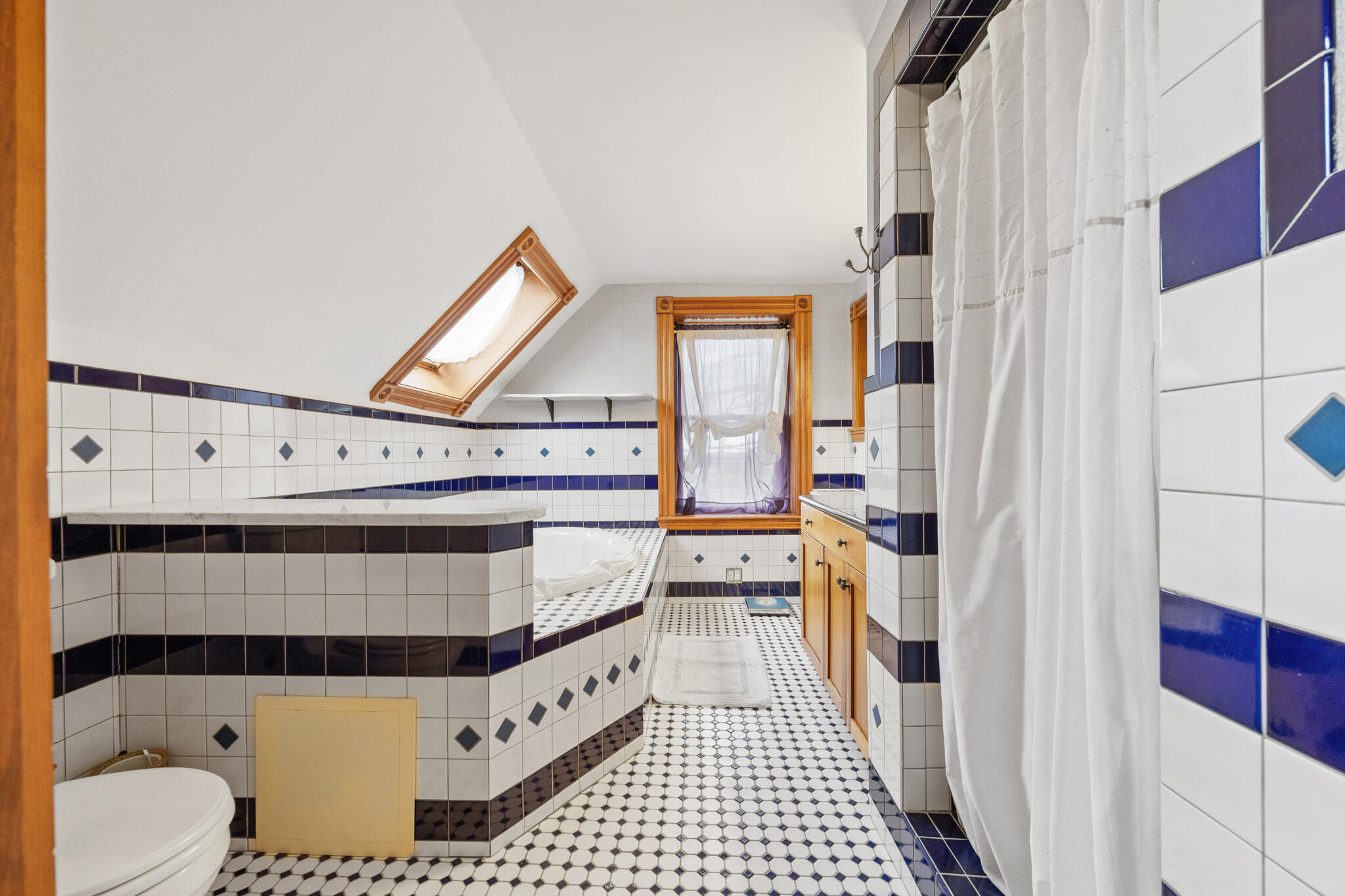 329 Main Road Bradford ME 04410