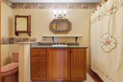 329 Main Road Bradford ME 04410