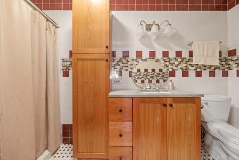 329 Main Road Bradford ME 04410