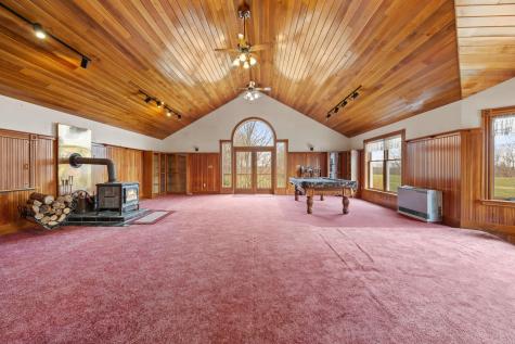 329 Main Road Bradford ME 04410