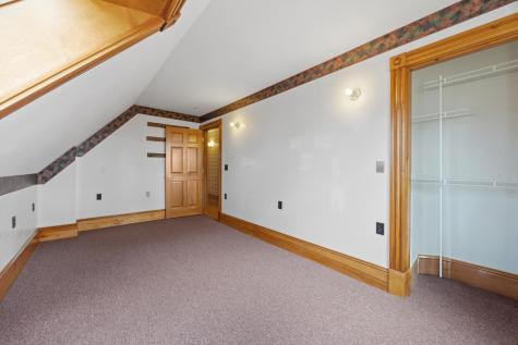 329 Main Road Bradford ME 04410