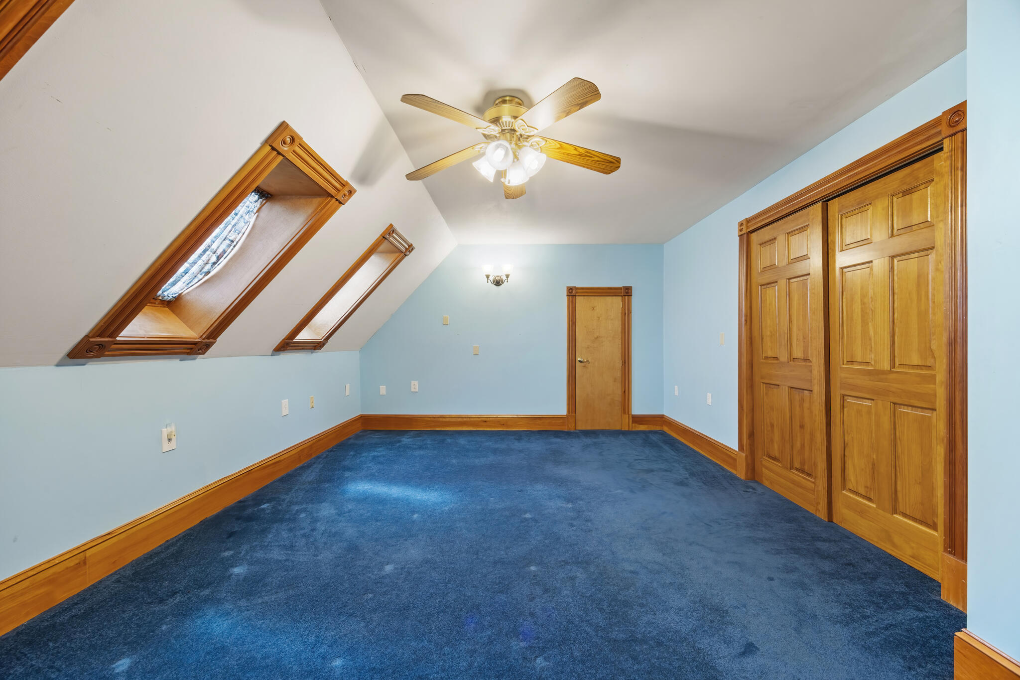 329 Main Road Bradford ME 04410