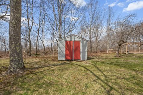 329 Main Road Bradford ME 04410