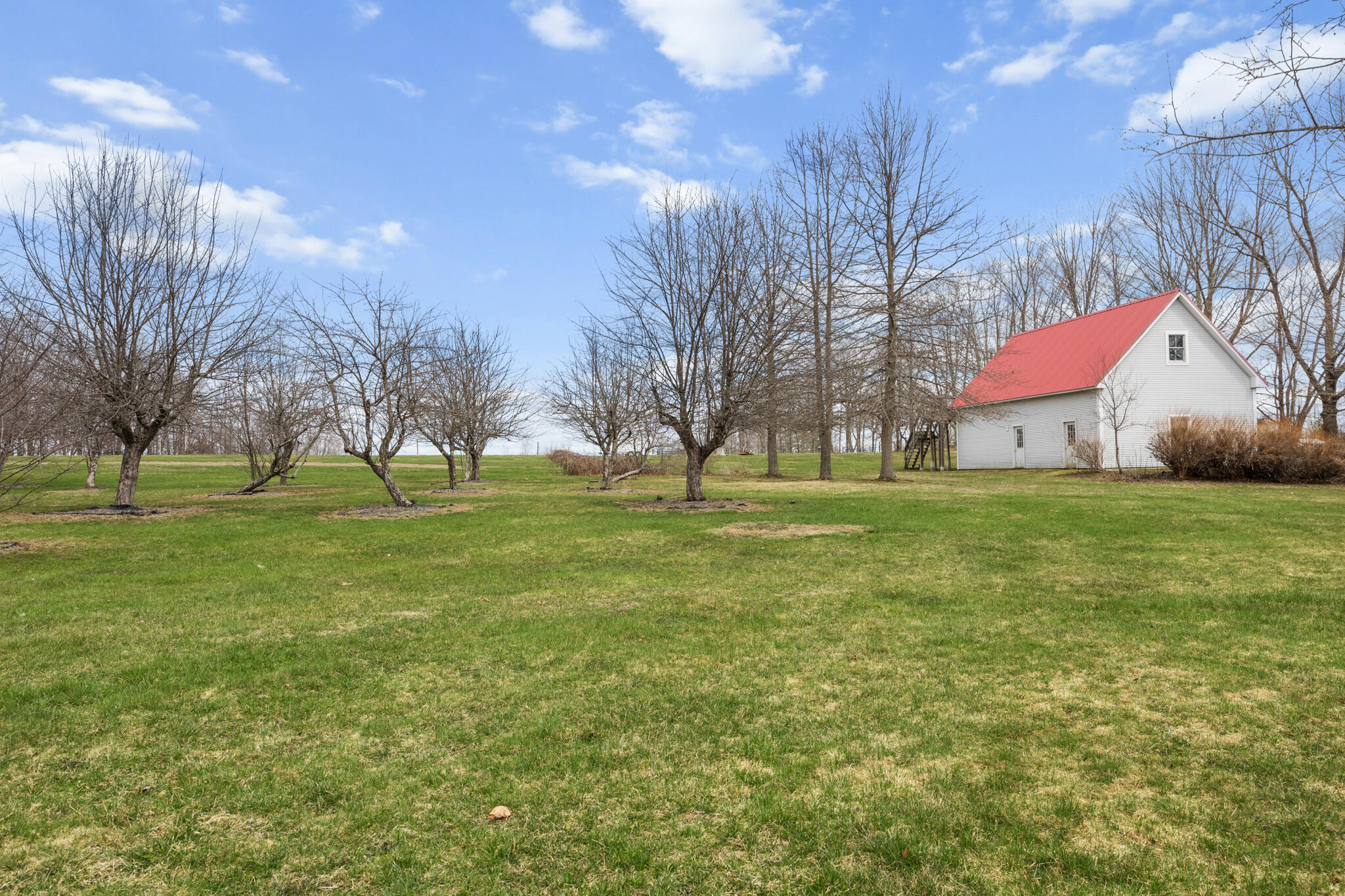 329 Main Road Bradford ME 04410