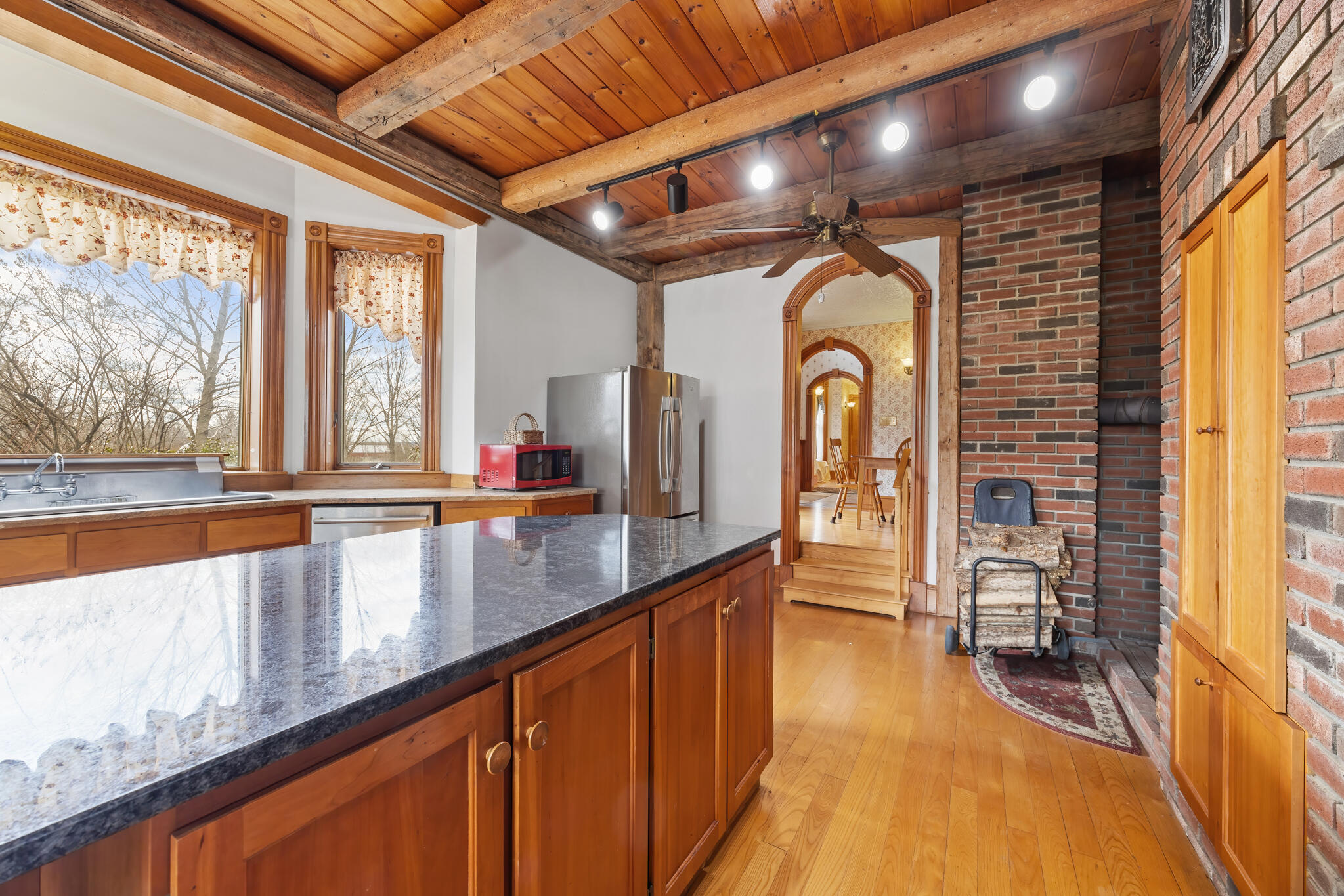 329 Main Road Bradford ME 04410