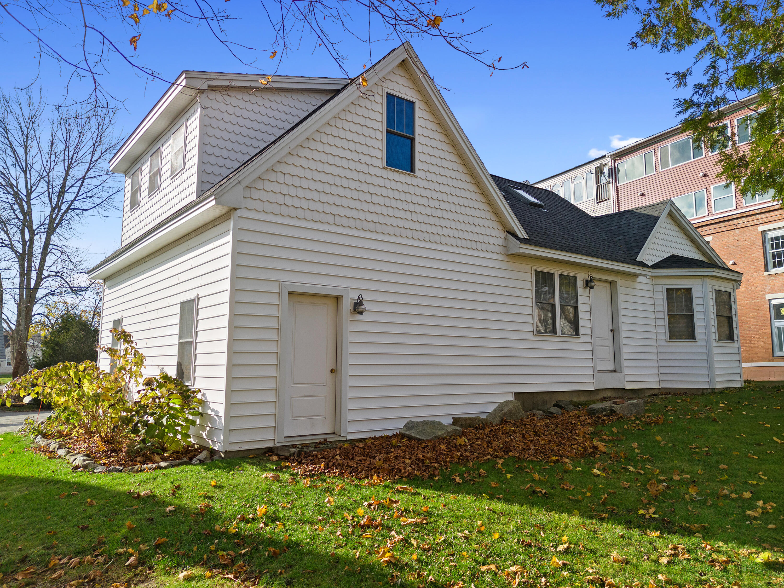 4 Leach Street Searsport ME 04974