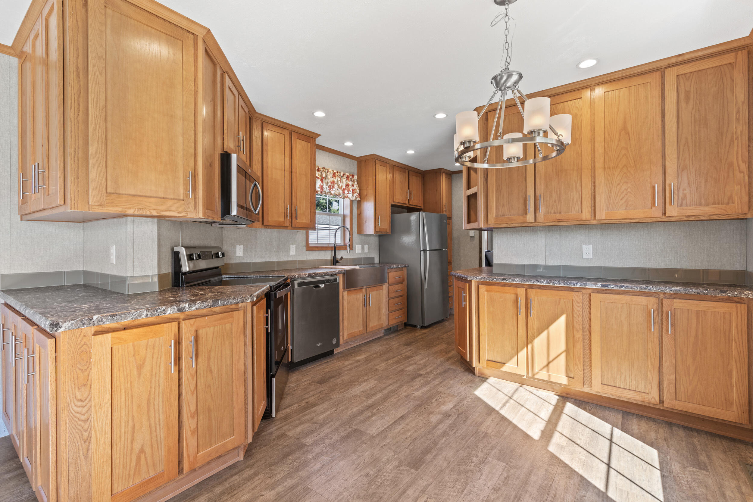 24 Elwell Lane Brunswick ME 04011