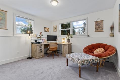 6 Apple Lane Standish ME 04084