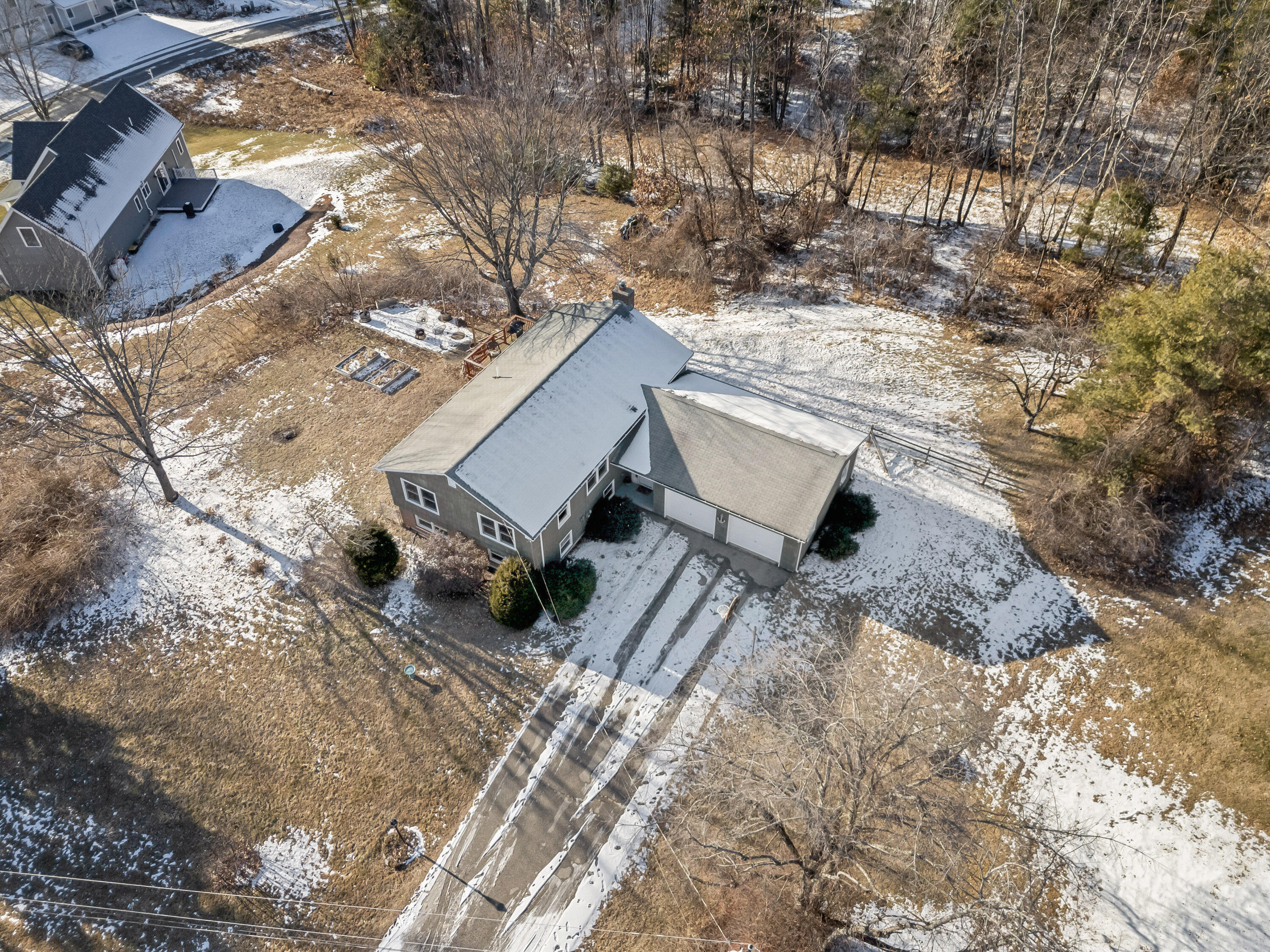 6 Apple Lane Standish ME 04084