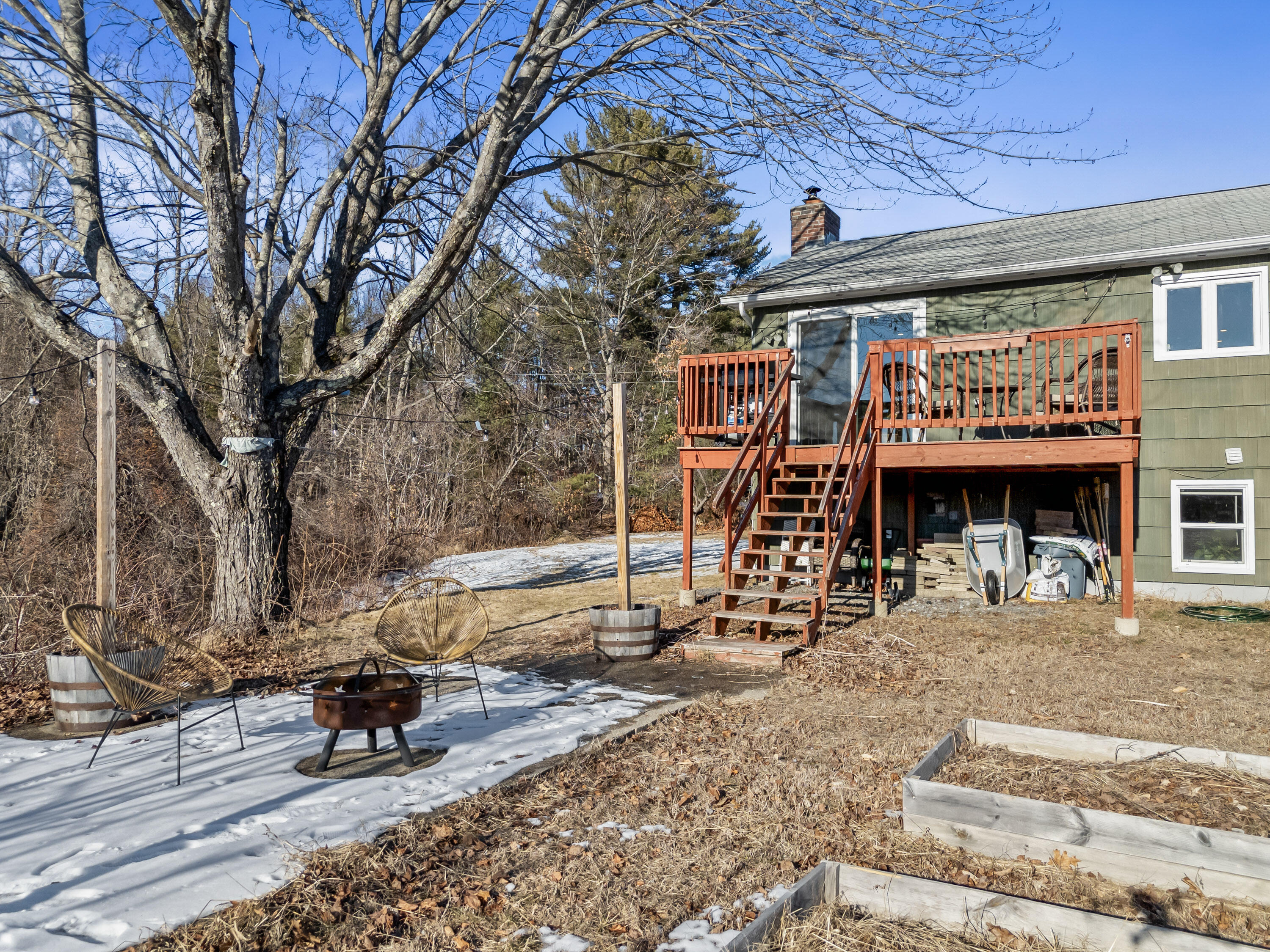 6 Apple Lane Standish ME 04084