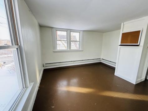 41 Dean Street Winterport ME 04496