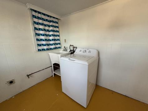 41 Dean Street Winterport ME 04496