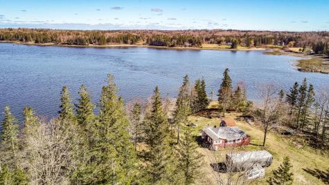 31 Pressey Village Road Deer Isle ME 04627