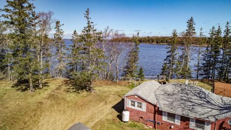 31 Pressey Village Road Deer Isle ME 04627