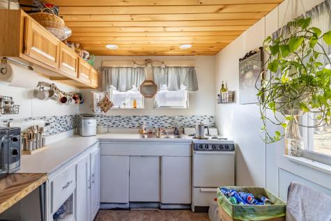 31 Pressey Village Road Deer Isle ME 04627