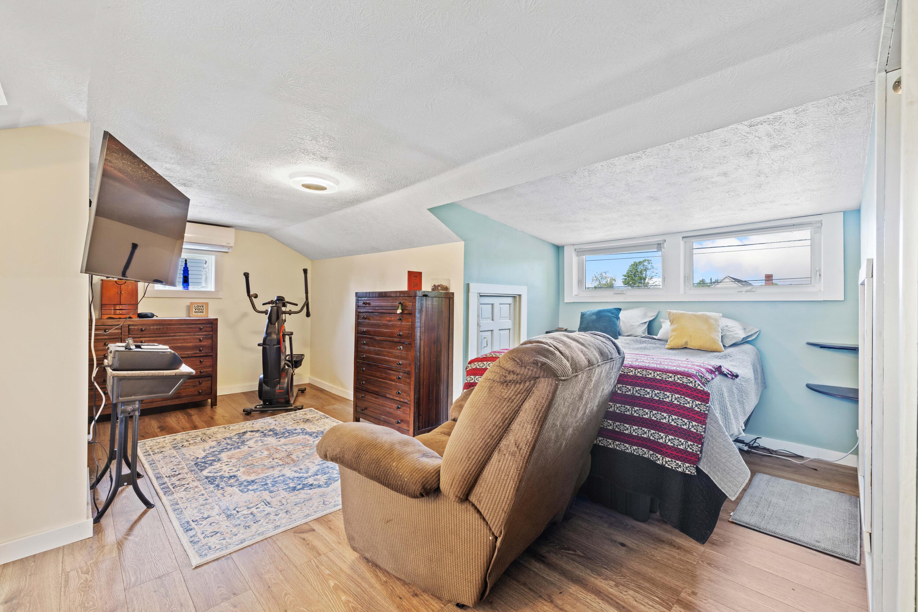 183 Graham Street Biddeford ME 04005