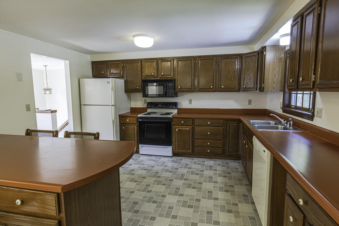 33 Hillside Drive Hampden ME 04444