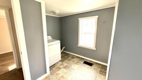 9 Lancaster Avenue Guilford ME 04443