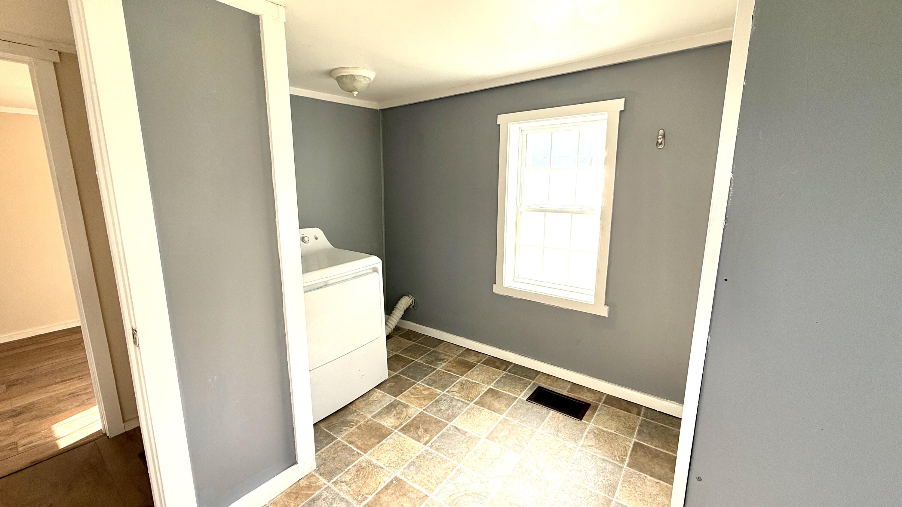 9 Lancaster Avenue Guilford ME 04443