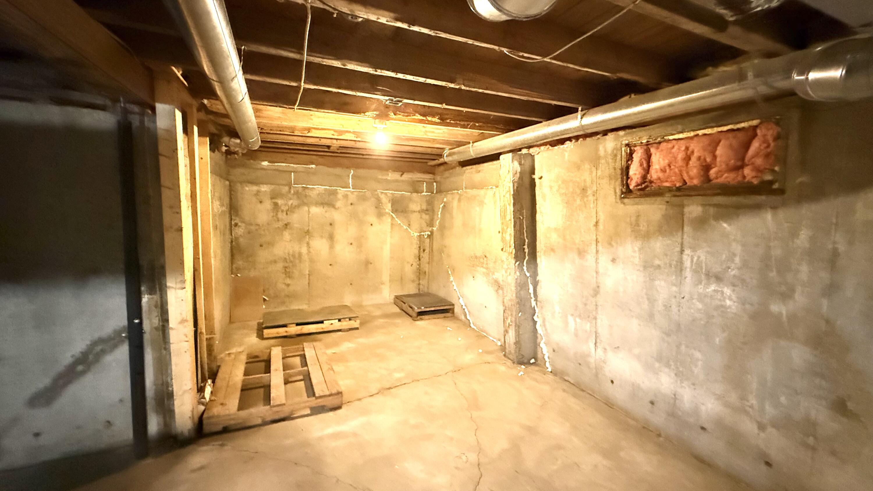 9 Lancaster Avenue Guilford ME 04443
