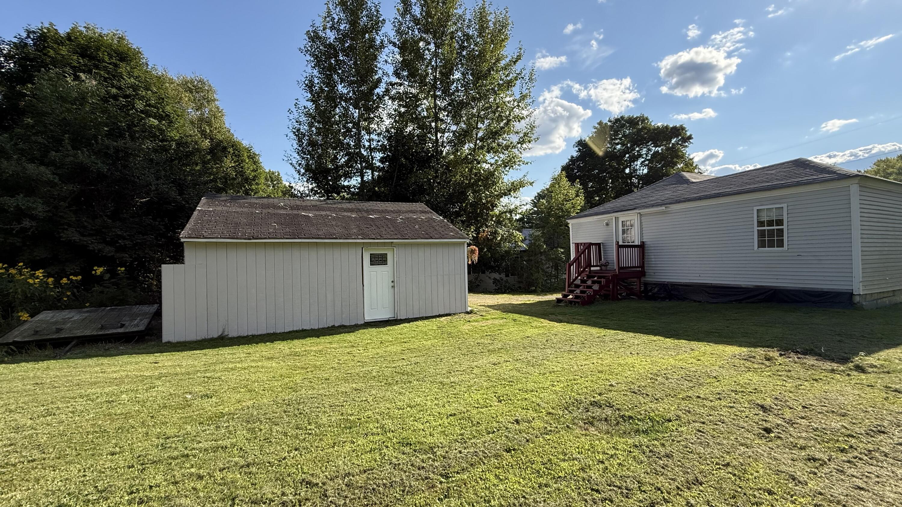 9 Lancaster Avenue Guilford ME 04443