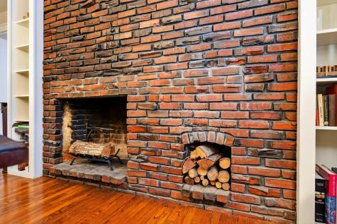 18 Buxton Road Saco ME 04072