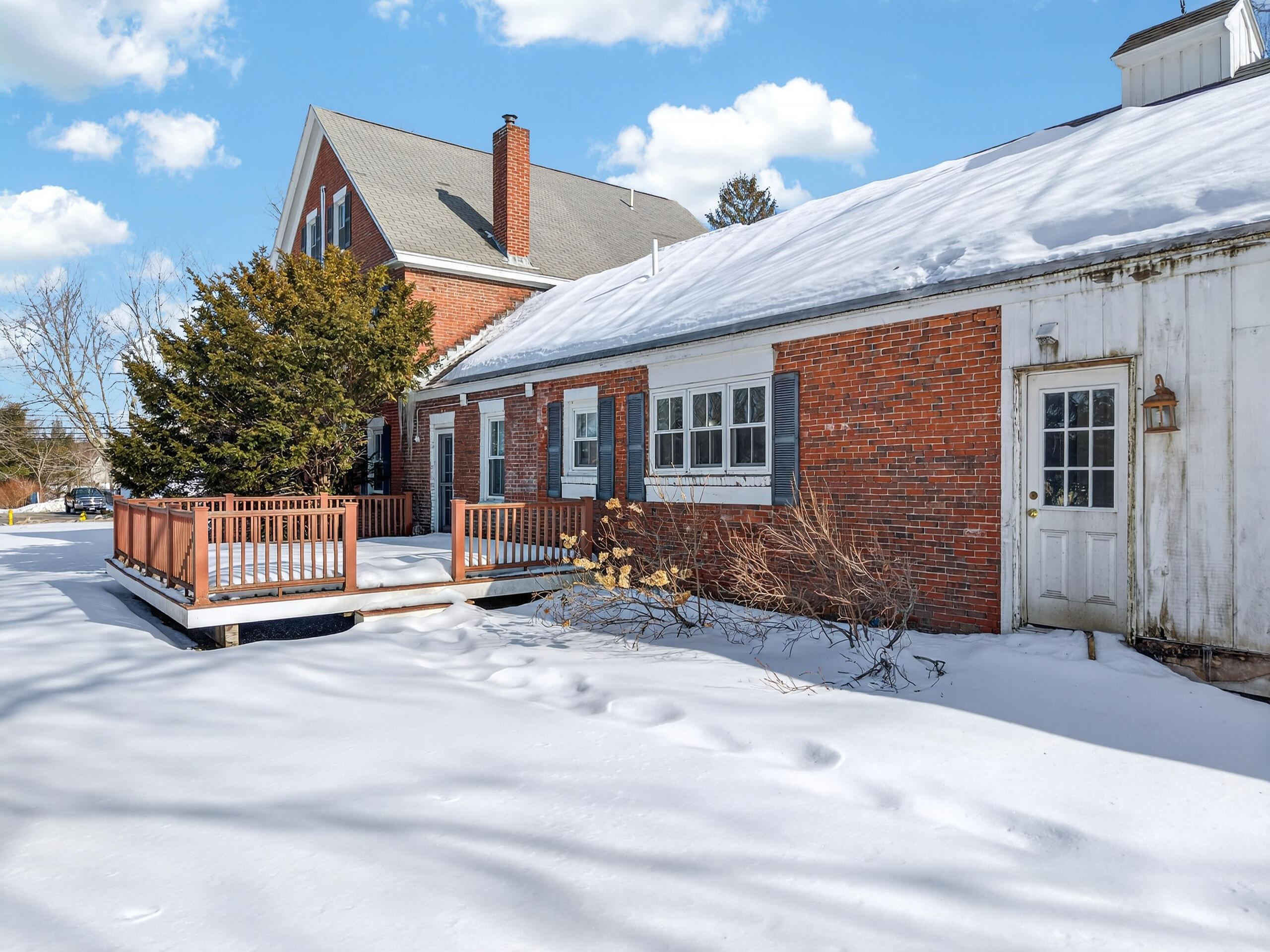 18 Buxton Road Saco ME 04072