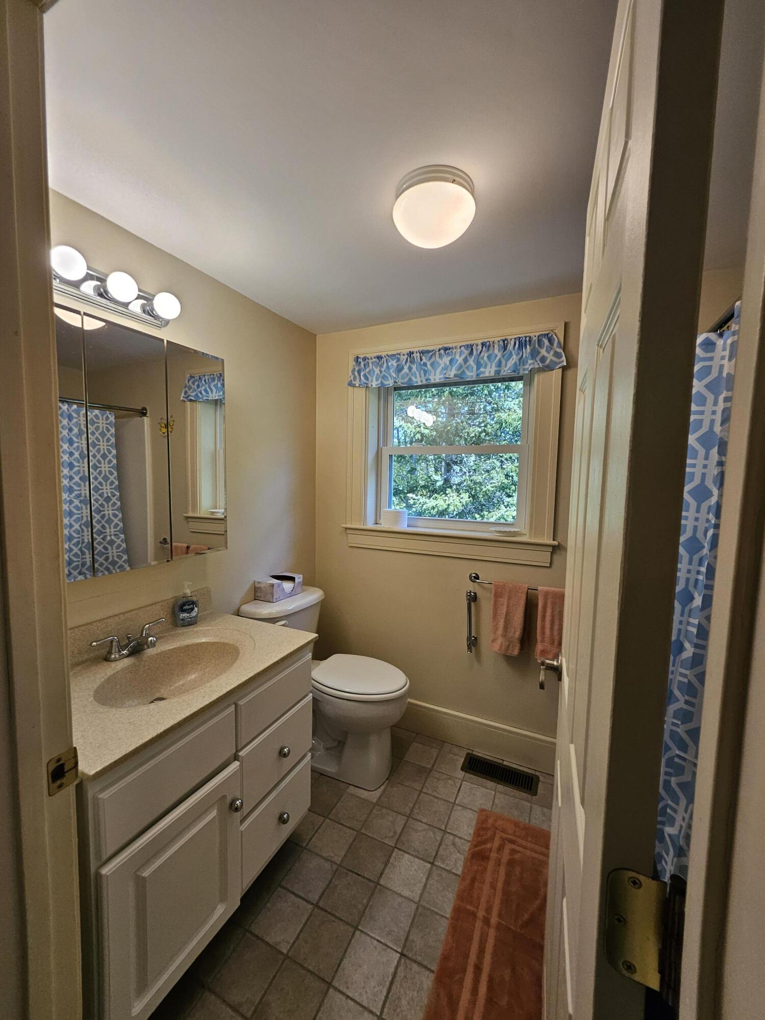 249 Kenduskeag Avenue Bangor ME 04401