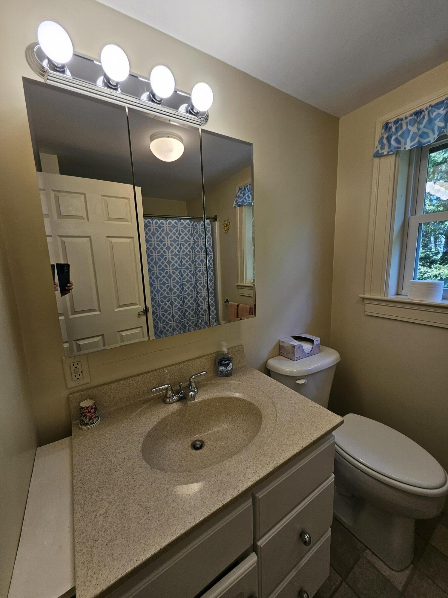 249 Kenduskeag Avenue Bangor ME 04401