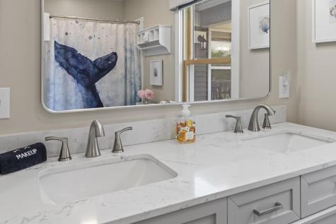 8 Country Club Road Boothbay ME 04537