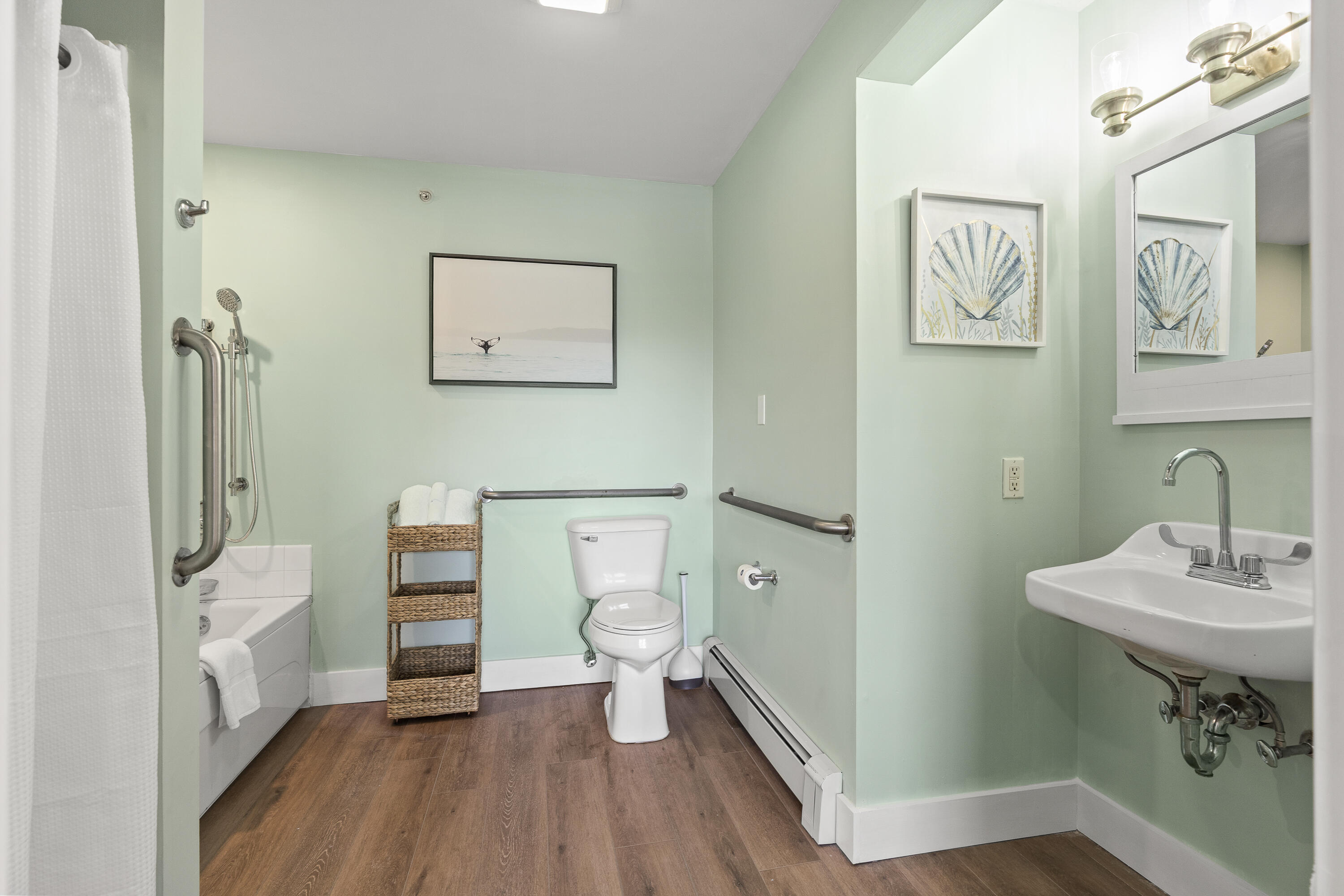 8 Country Club Road Boothbay ME 04537