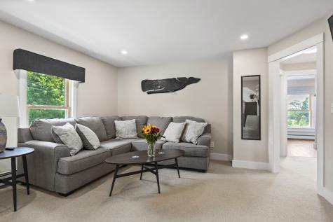 8 Country Club Road Boothbay ME 04537