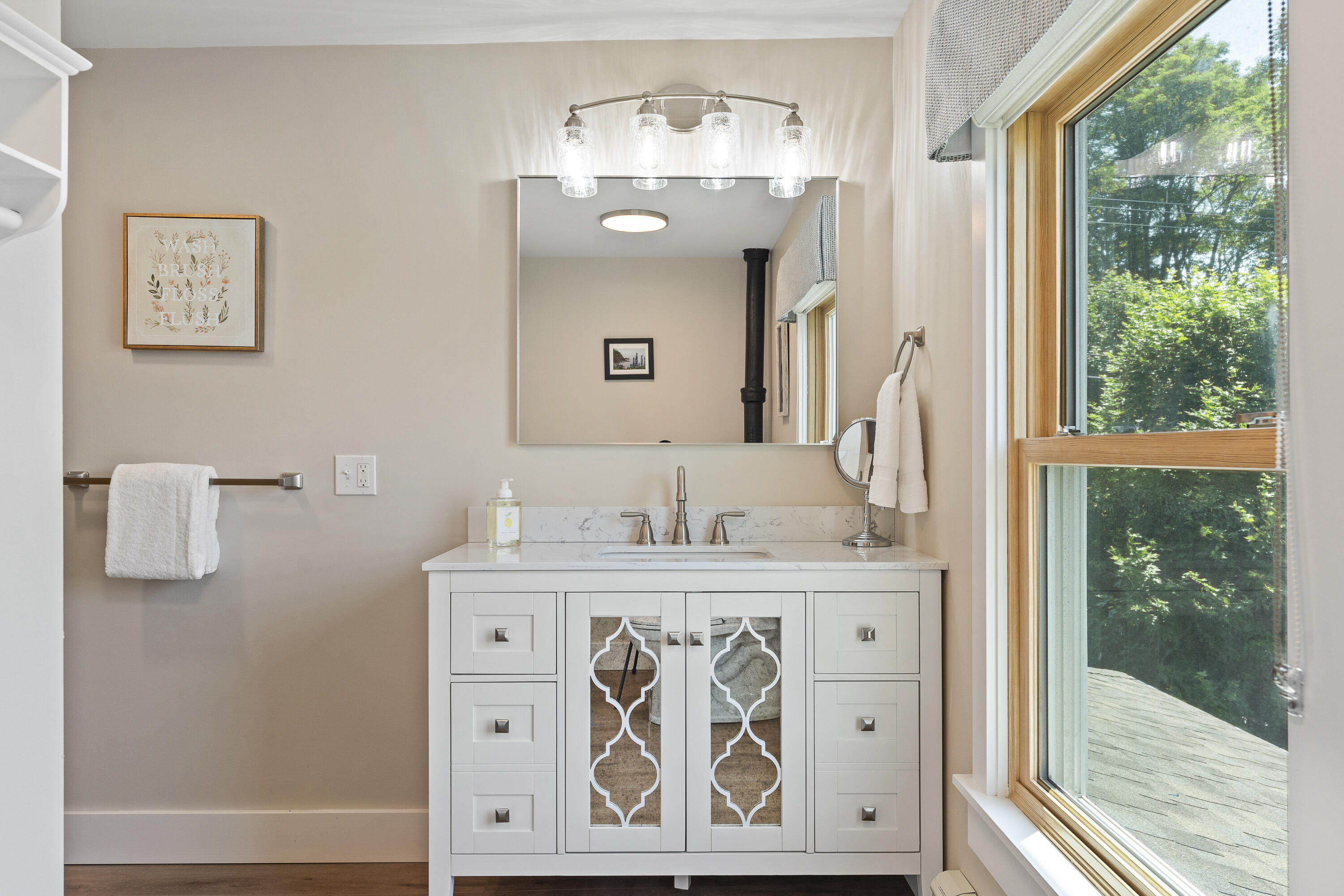 8 Country Club Road Boothbay ME 04537