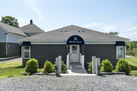 8 Country Club Road Boothbay ME 04537