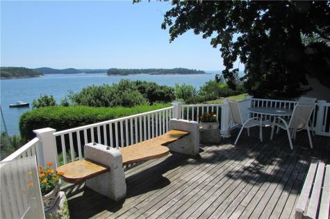 181 Perkins Street Castine ME 04421