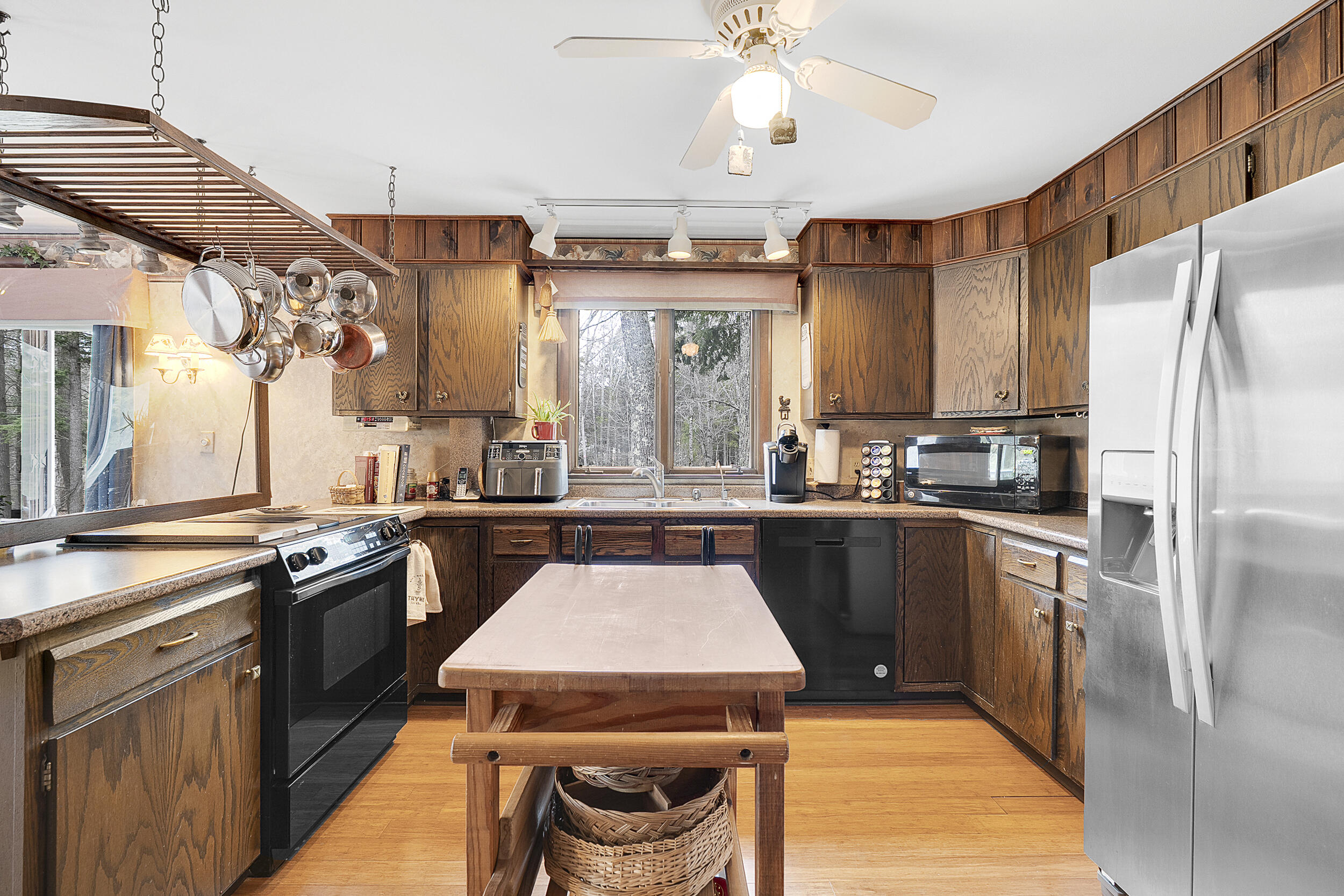 417 Middle Road Falmouth ME 04105