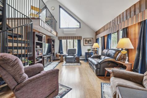 417 Middle Road Falmouth ME 04105