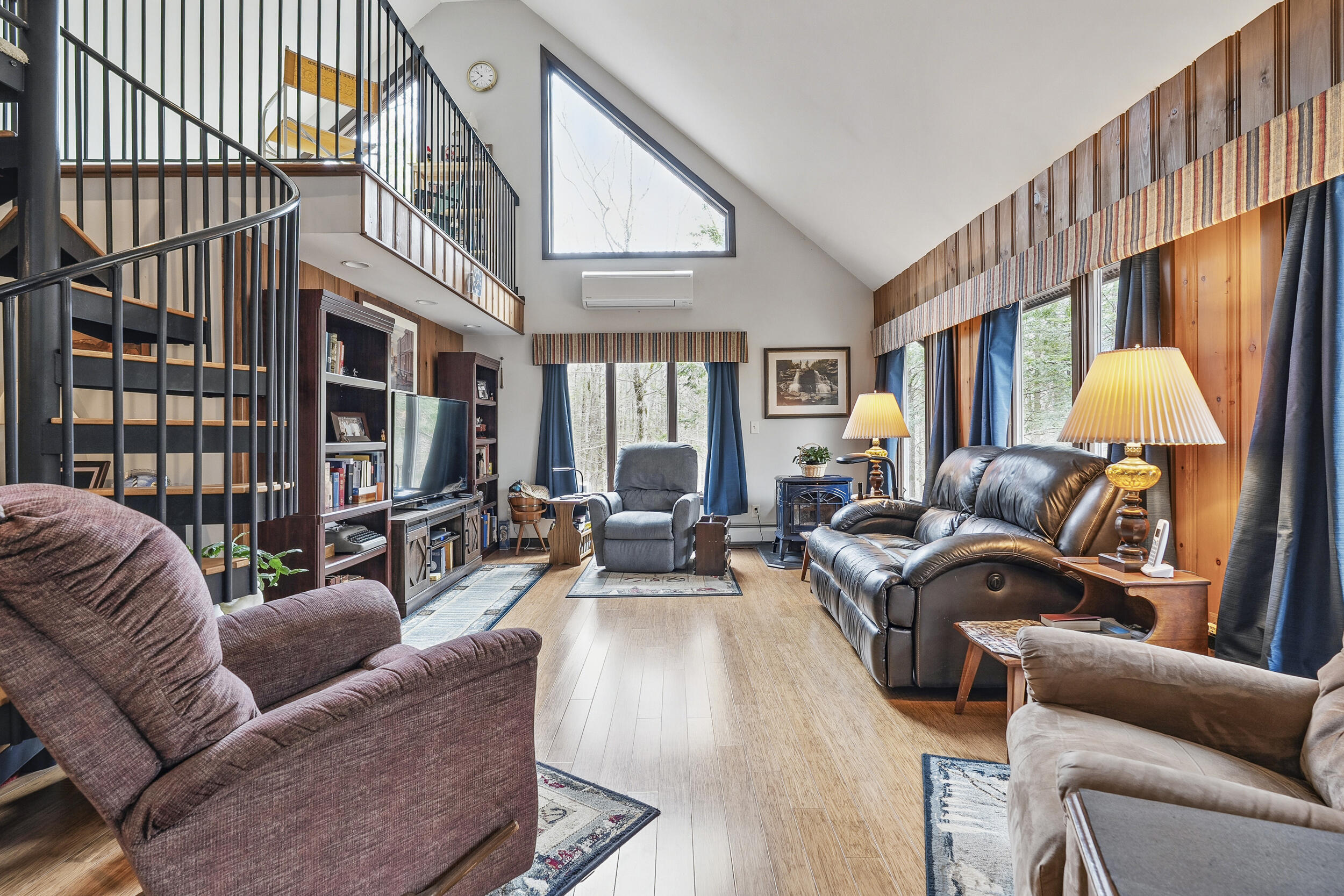 417 Middle Road Falmouth ME 04105