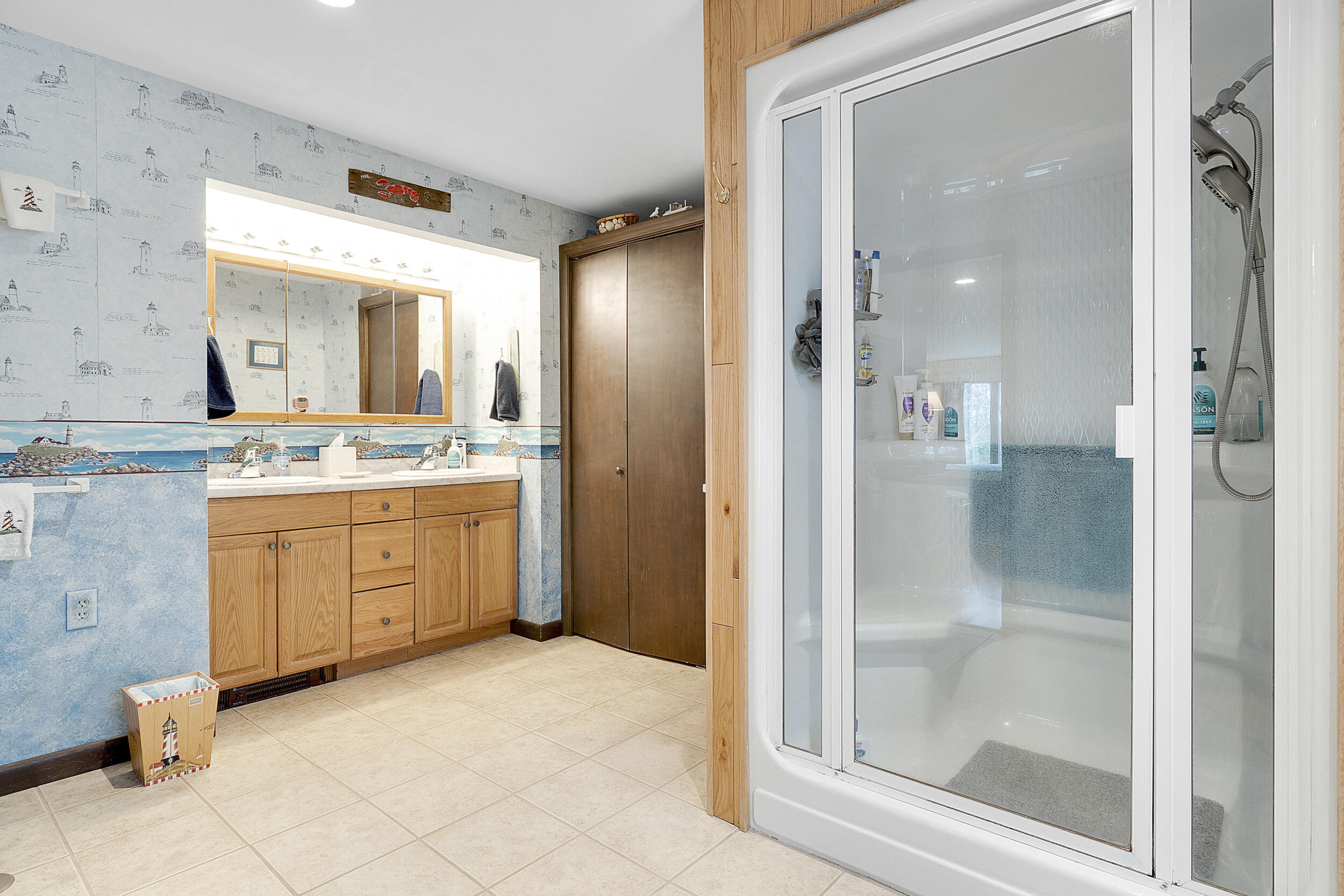 417 Middle Road Falmouth ME 04105