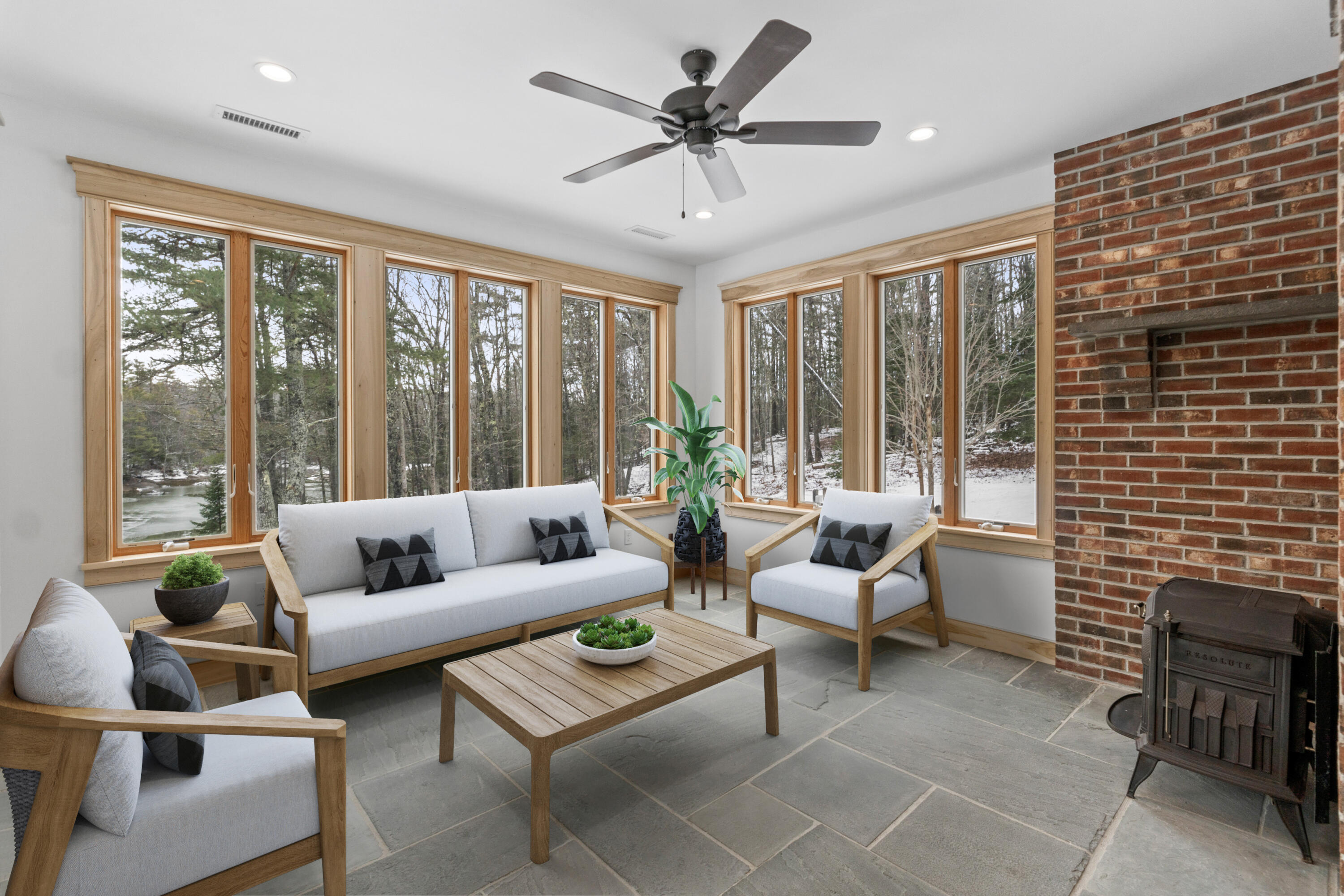 16 Sherman Cove Road Boothbay ME 04537