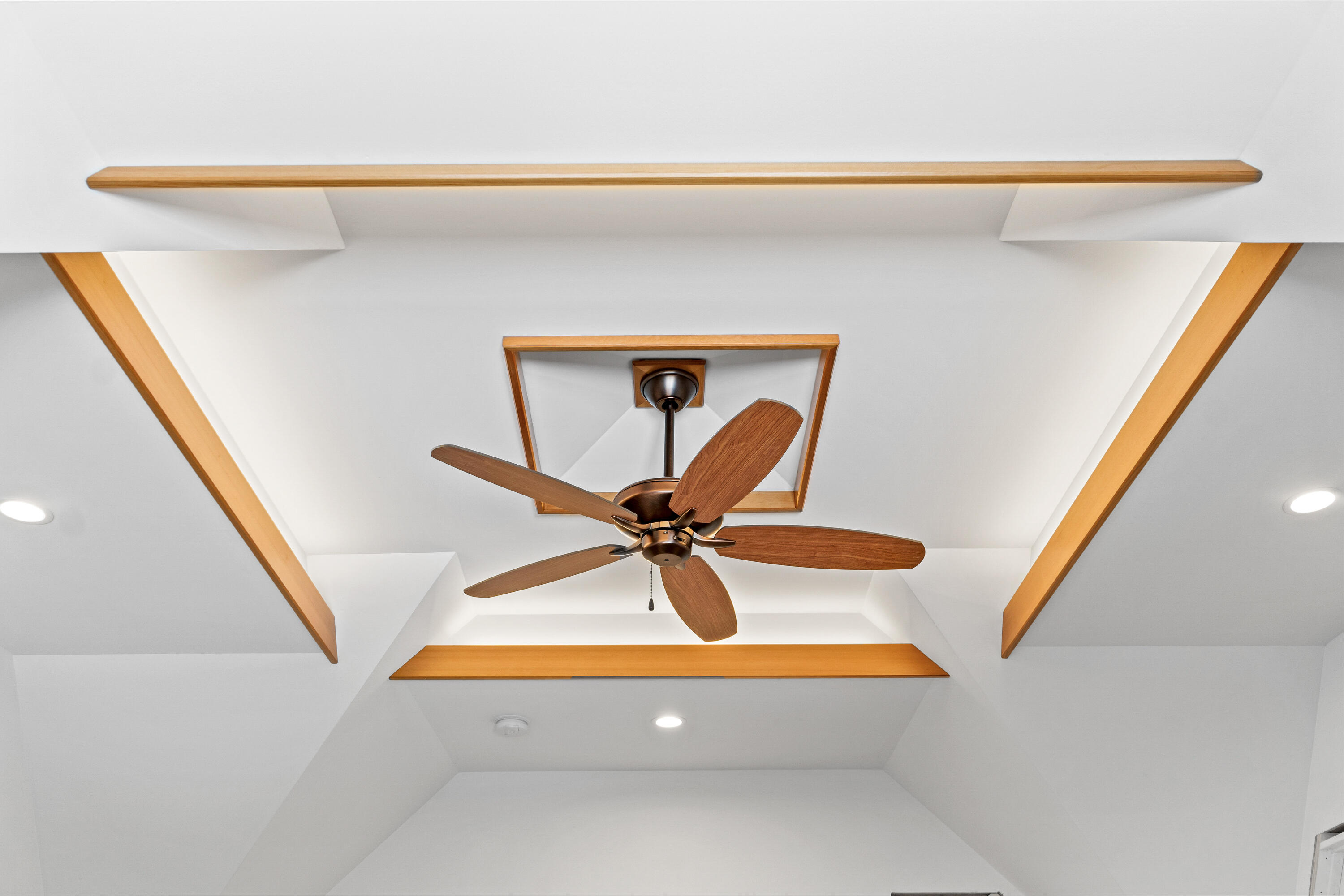 16 Sherman Cove Road Boothbay ME 04537