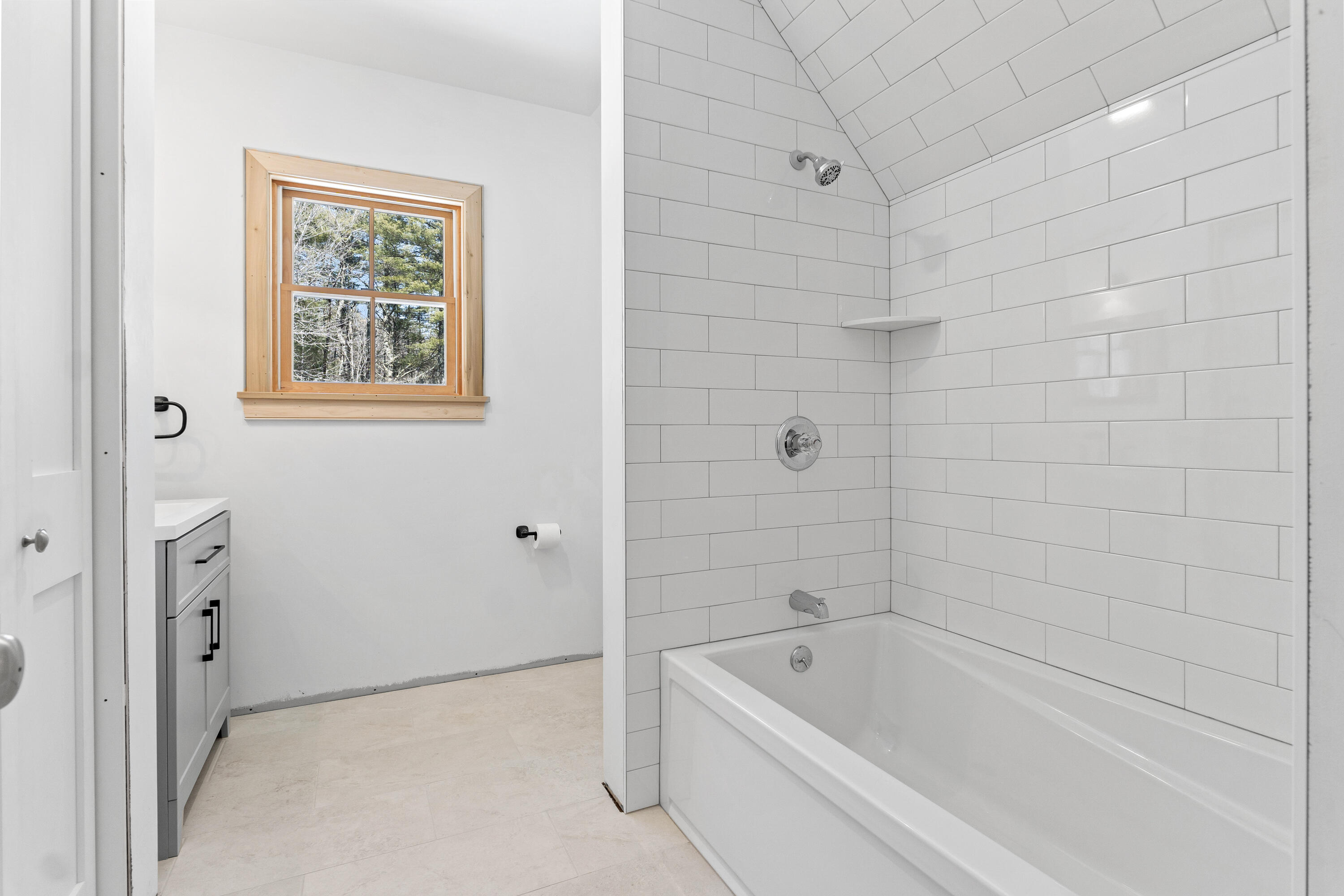 16 Sherman Cove Road Boothbay ME 04537