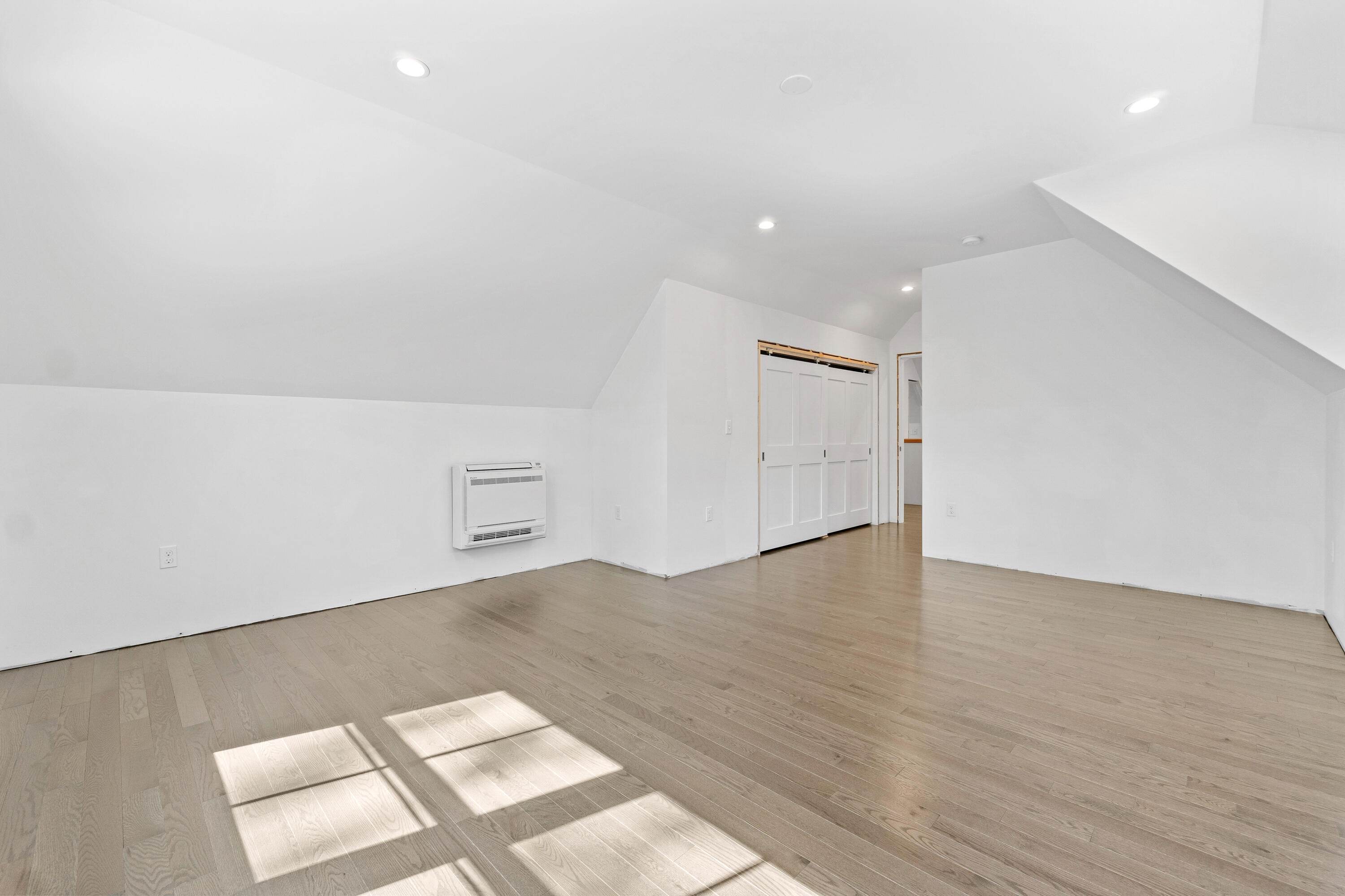 16 Sherman Cove Road Boothbay ME 04537