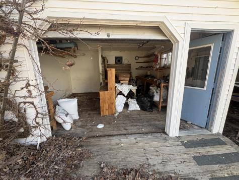36 Hix Road Windsor ME 04363